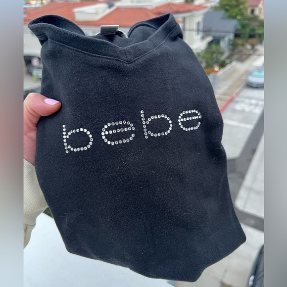 VINTAGE 90s Bebe black v-neck tshirt logo rhinestones sz L made in USA retro - Picture 2 of 11